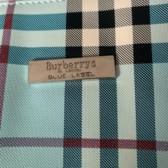 Beautiful Burberry bag!🪻 - Picture 3 of 6